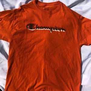 orange champion graphic tee🍊🧡